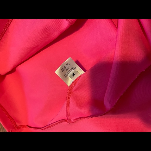 AREA NYC Pink Short Sleeve Embellished Shirt Medium - Picture 6 of 6